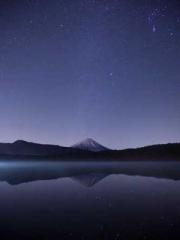 Crossing the Great Q